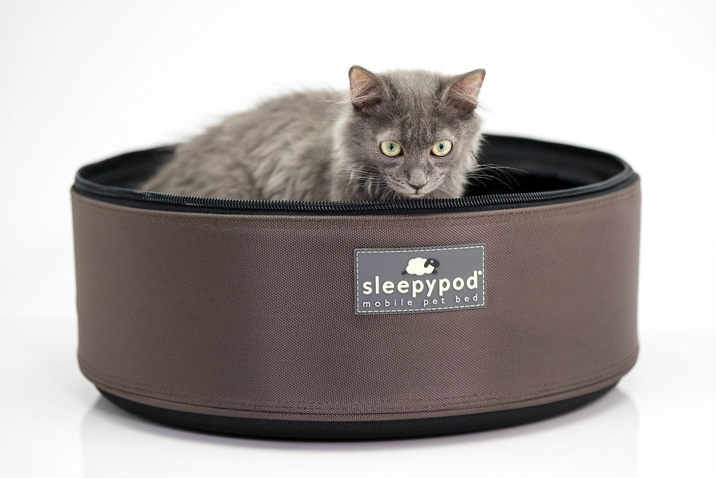 Mobile Pet Bed — Multi-use Travel Pet Bed, Crash-Tested Car Seat, &amp; Carrier for Dogs and Cats up to 15 Pounds (Strawberry Red)