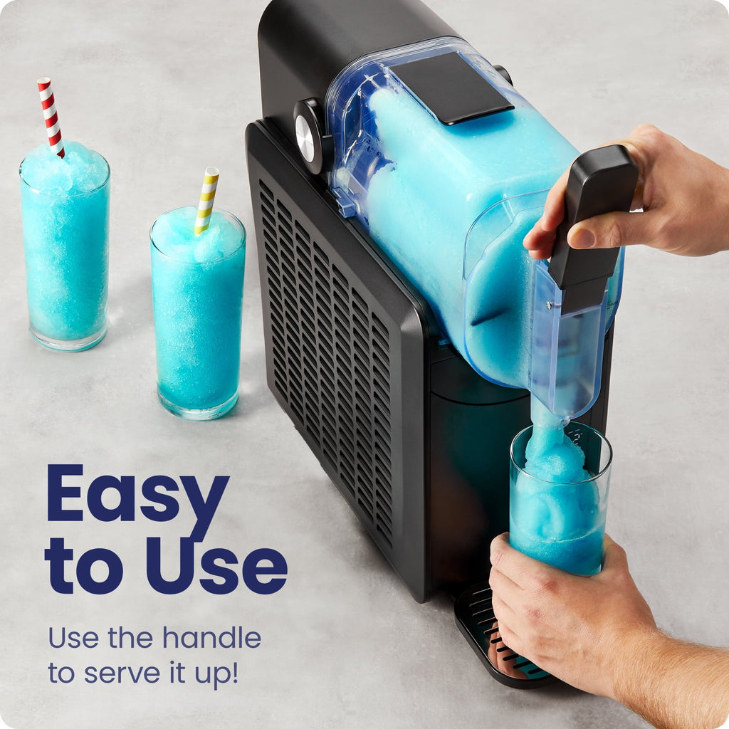 Slush-Ease 68 oz. Slushy Maker with Customizable Thickness - Black