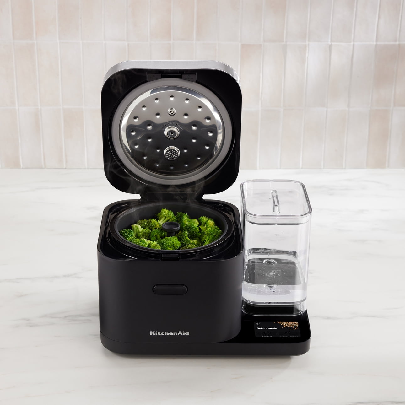 Grain and Rice Cooker 8 Cup with Automatically Sensing Integrated Scale + Water Tank, KGC3155BM