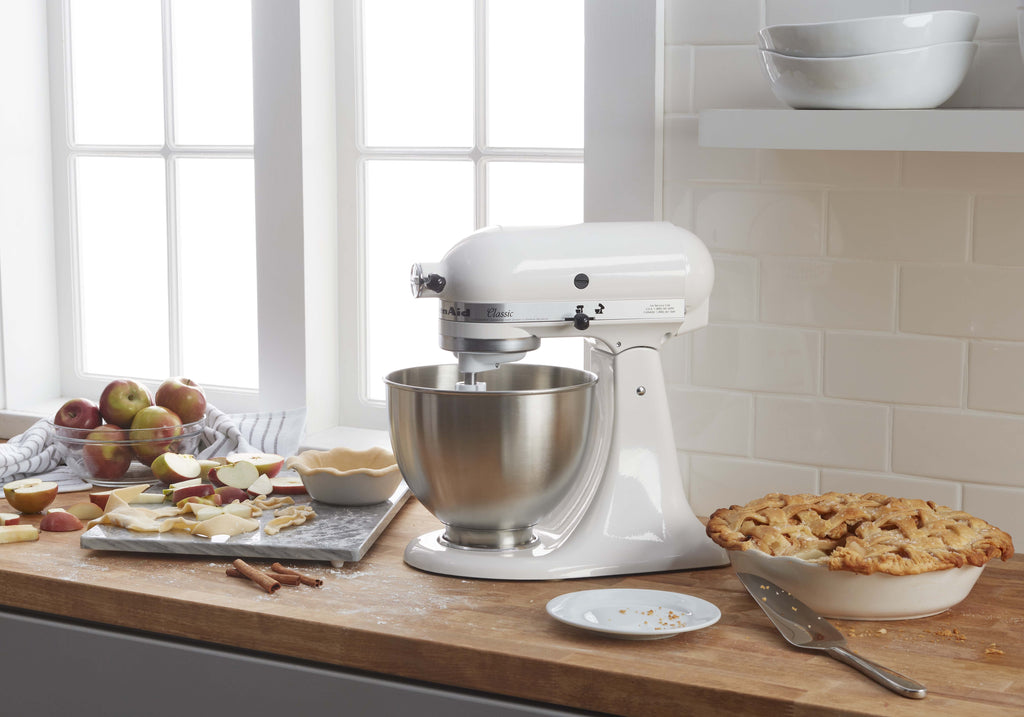 Classic Series 4.5-Quart Tilt-Head Stand Mixer, Onyx Black, K45SSOB