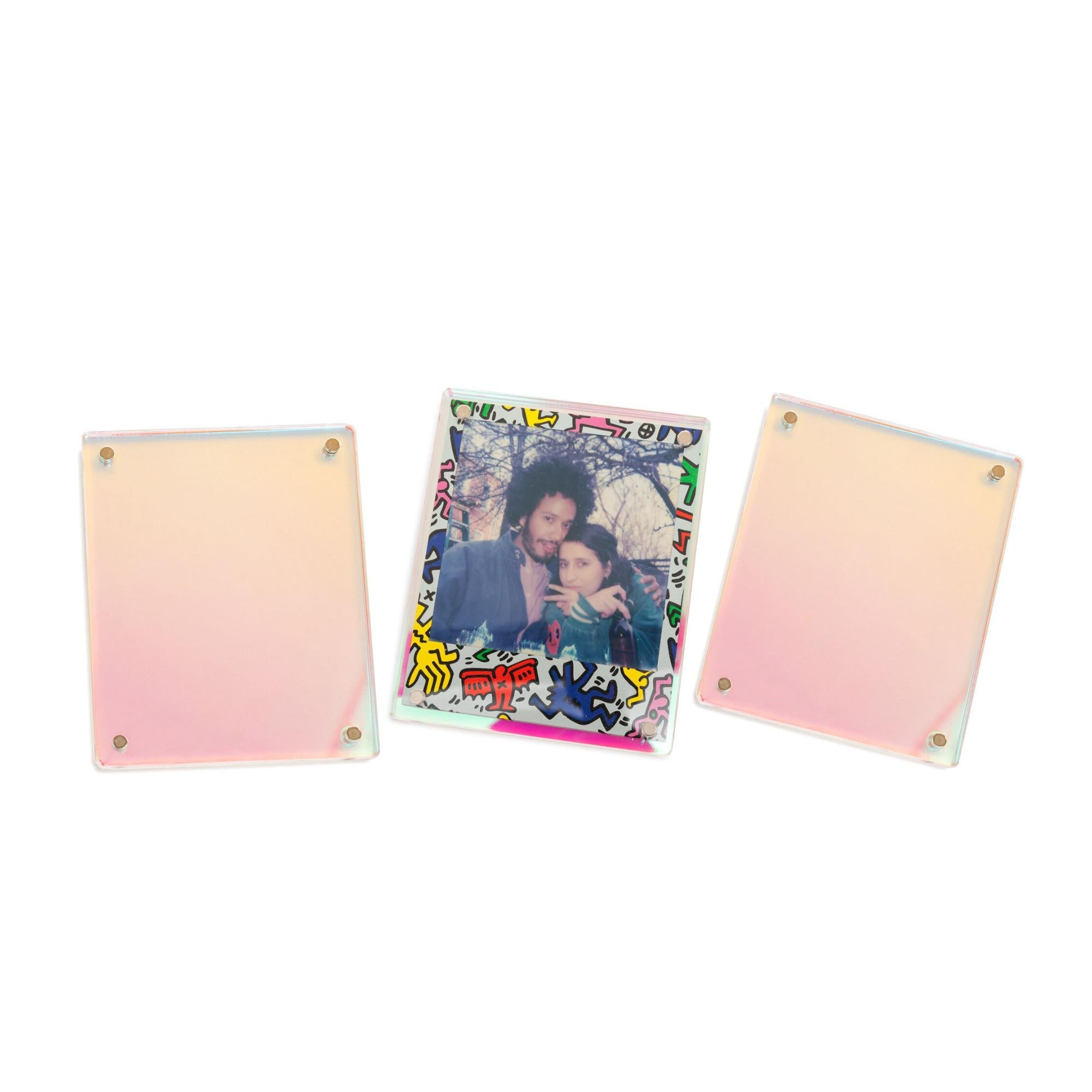 Now VF i-Type Instant Camera (Red) Bundle with Film &amp; Accessory Kit